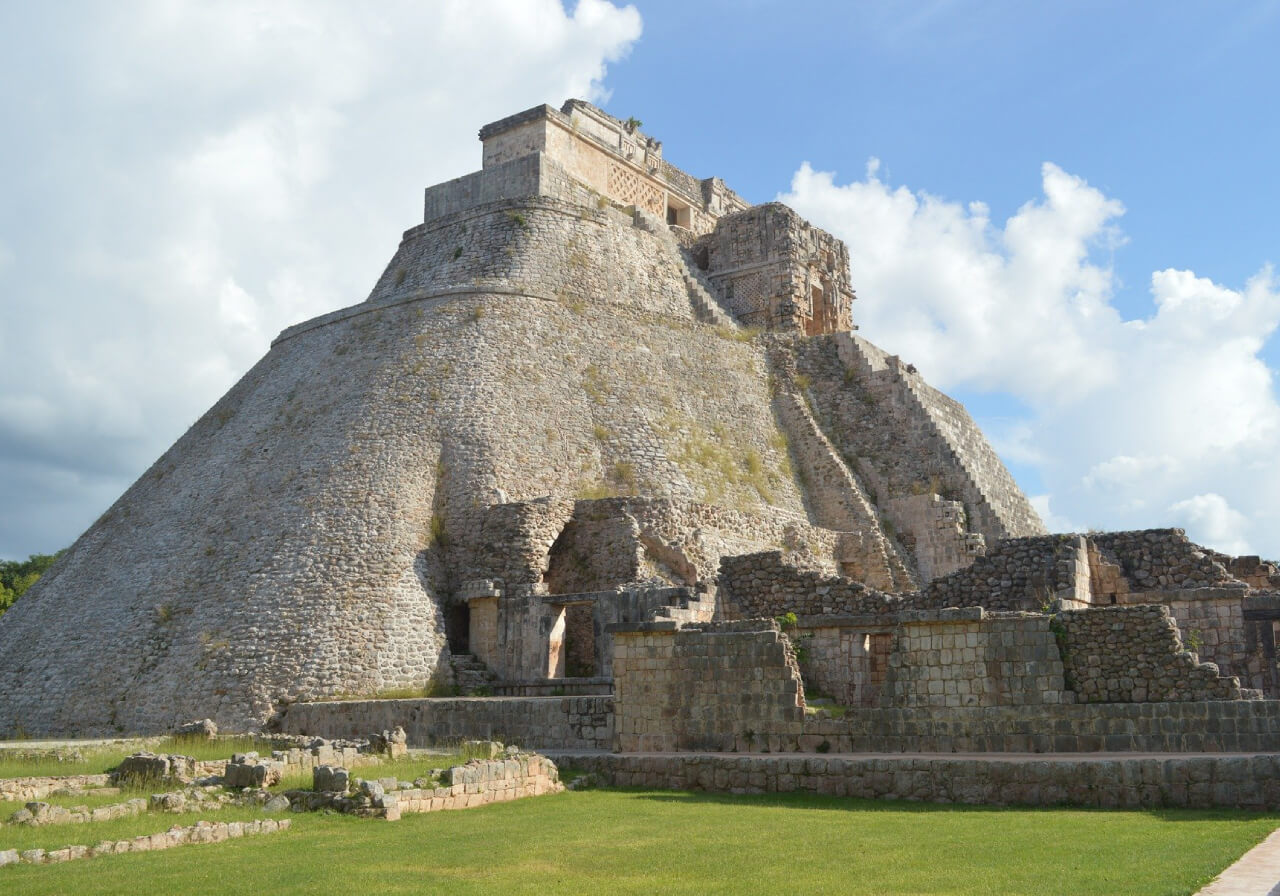 zonas arqueológicas en yucatán, piramide de uxmal